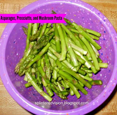 Asparagus, Prosciutto, and Mushroom Pasta with Pink Sauce