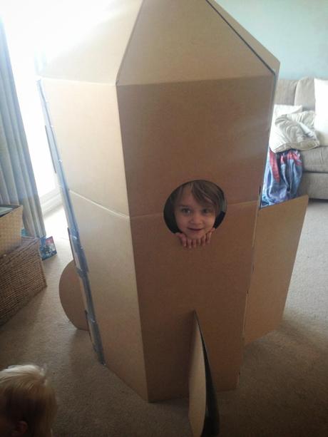 Toddlers and boxes