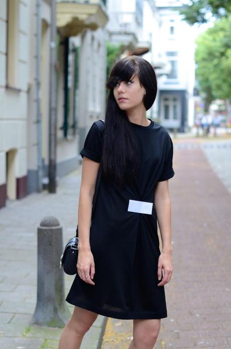 look back by ann sofie back velcro dress