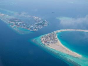 10178060 10203627493678658 5118905613661878689 n 300x225 How to Visit The Maldives On A Budget