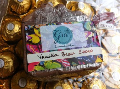 Gia Bath & Body Works Vanilla Bean Choco Soap - Review