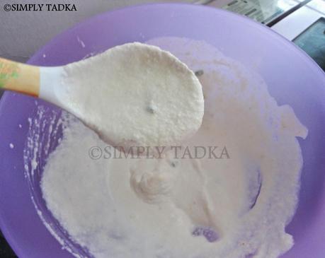 Rava Onion Uttapam | Instant Rava Uttapam Recipe