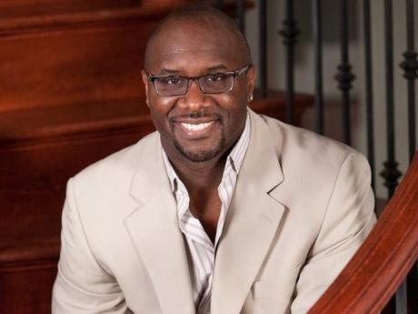 Roger Bobb to receive 2014 Synergy Award