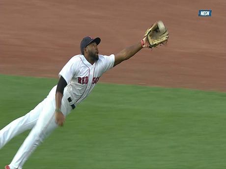 Jackie Bradley Jr. Makes Ridiculous Catch For The Red Sox