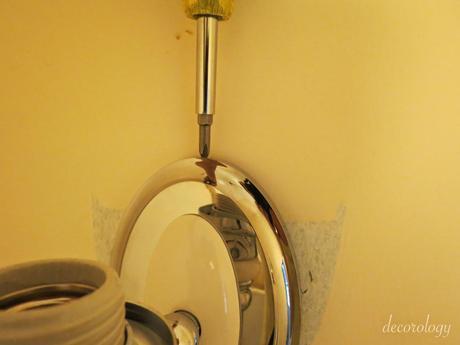 DIY: How to change out a wall mounted light fixture