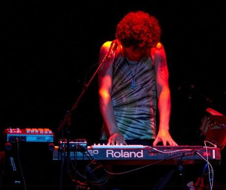 Vacationer JYP297 620x521 VACATIONER ALBUM RELEASE AND INCREDIBLE LIVE SHOW [PHOTOS]