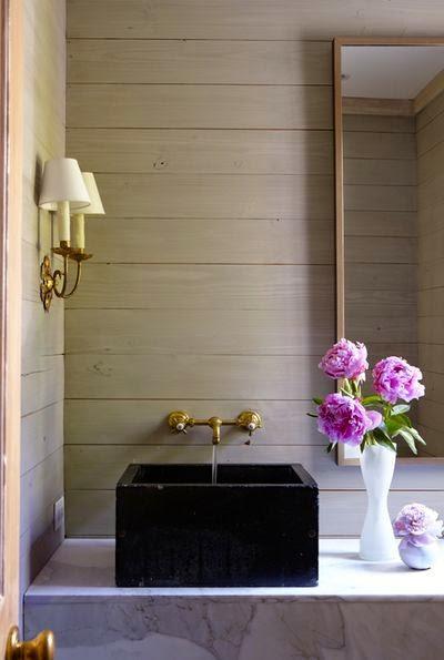 Jewel Boxes: 30 Glitzy and Glamorous Powder Rooms