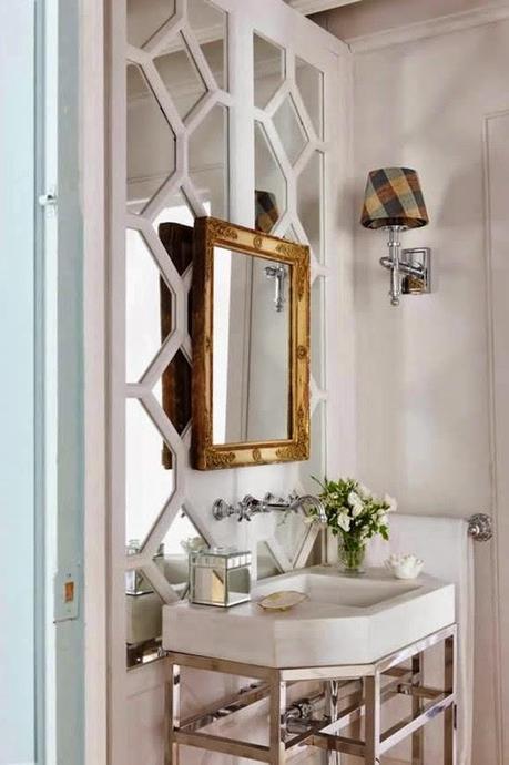 Jewel Boxes: 30 Glitzy and Glamorous Powder Rooms