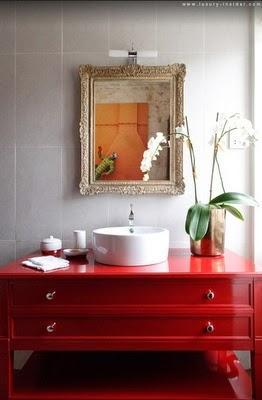 Jewel Boxes: 30 Glitzy and Glamorous Powder Rooms