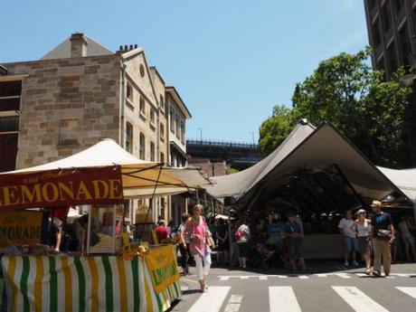 P1110061 昼下がりの賑わい，ロックスマーケット / The Rocks Markets, Sydney