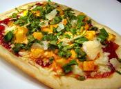 Make Paneer Naan Pizza Vegetarian