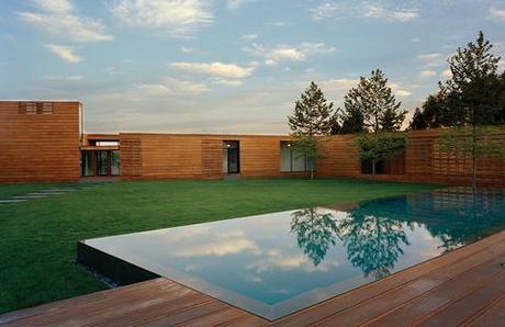 New York home lined with mahogany planks