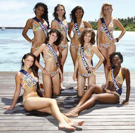 Competitors for the title of Miss Maldives.