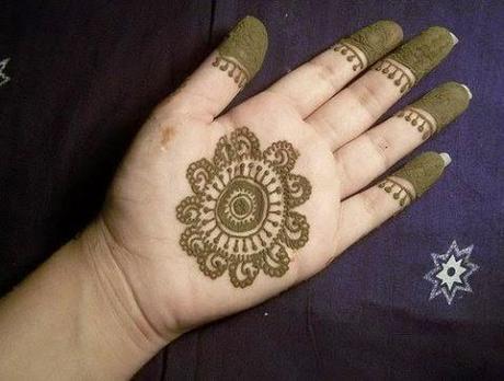 Best Mehndi Designs for Beginners and Pros