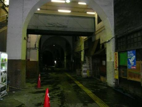 71bdc4a03674a23904ae62d47b3d9bd5 深夜の鶴見線, 駅風景 / The Tsurumi Line at midnight
