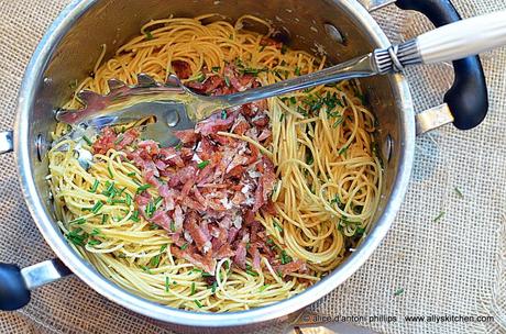 ~spaghetti carbonara with chives~