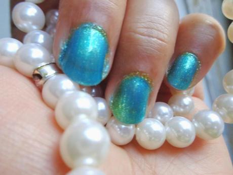 An NOTD post with 2 Sallys: Mermaid nails...