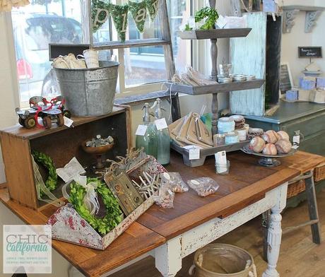 Center display by Chic California