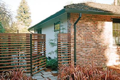 Drought-resistant garden in Menlo Park