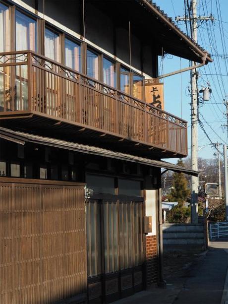 PC250001 北アルプスを望む千曲川河畔の宿，塩名田宿 / Shionada shiku post station, on a clear stream