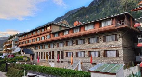 Famous Resorts in Manali for a Honeymoon Couple