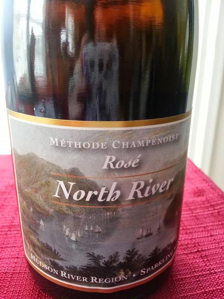 North River Sparkling by Whitecliff Vineyard & Winery