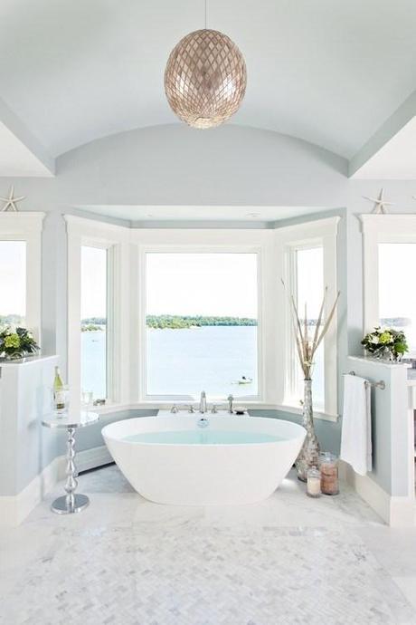 12 Glorious Bathtubs For Hotel-Style Bathrooms