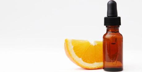 Homemade Vitamin C Serum for Acne Scars and Hyperpigmentation