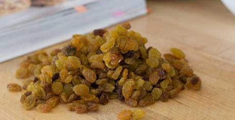 Raisins for Acne