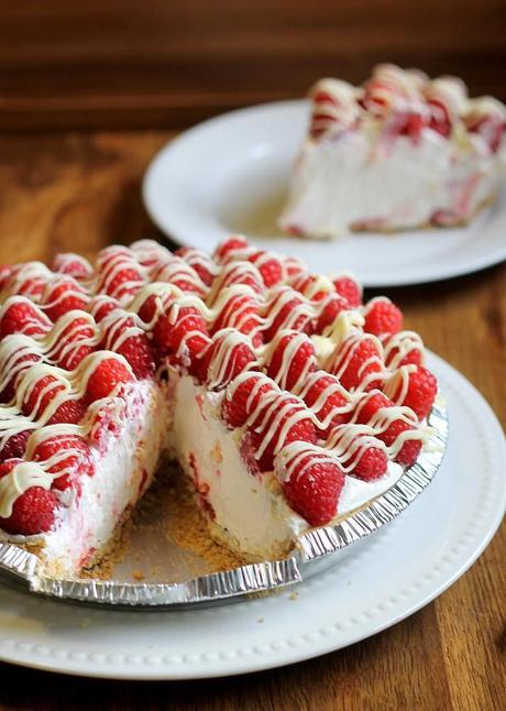 No-Bake White Chocolate Raspberry Cheesecake Pie | from Bakerita.com