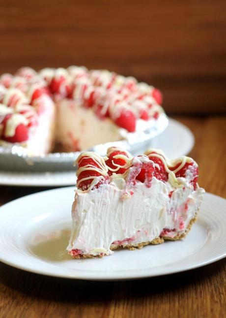 No-Bake White Chocolate Raspberry Cheesecake Pie | from Bakerita.com