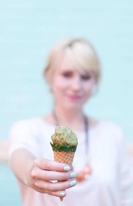 Kiwi mint lime sorbet float