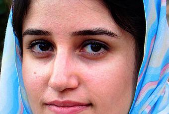 persian women eyebrows