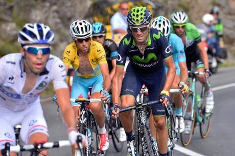 Tour de France: Soggy Ride Underscores Dangers For Nibali