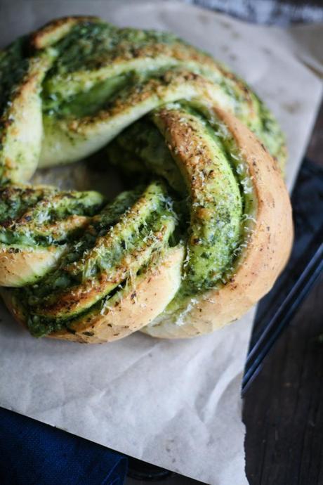 Garlic and Herb swirly bread