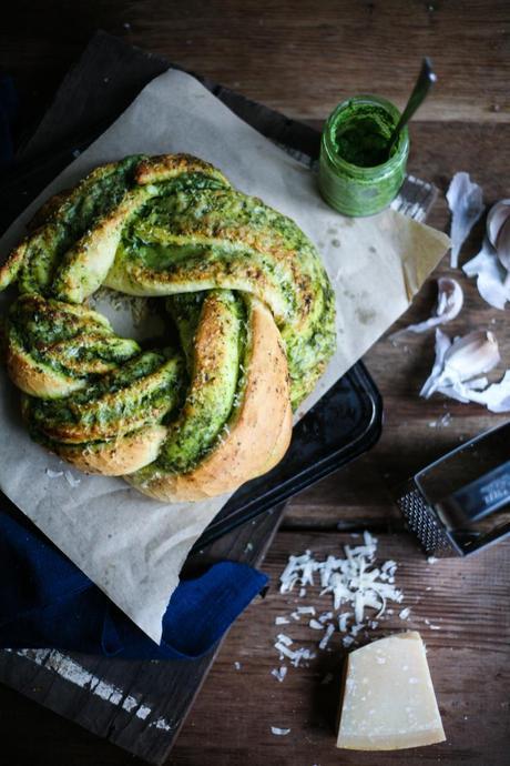 Garlic and Herb swirly bread