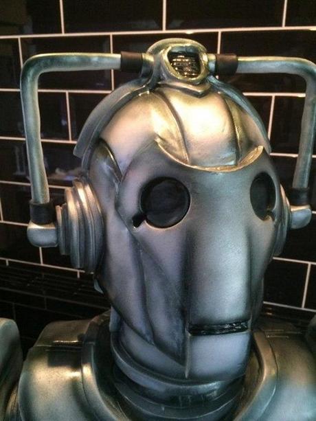 cyberman-cake-2