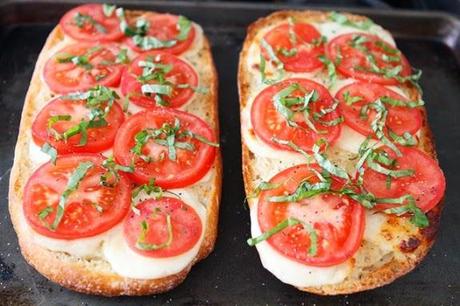 Caprese Garlic Bread - Snacks