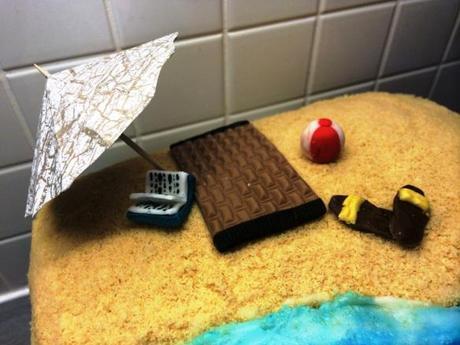 sea and sand summer beach scene cake fondant accessories