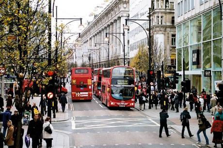 Oxford_Street_December_2006