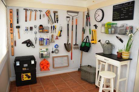 Pegboards DIY in Garage