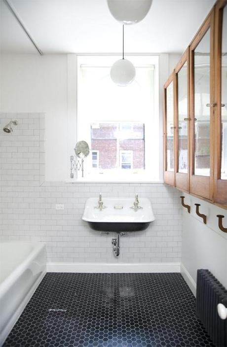 bathroom-tile-remodelista-photo-sean-slattery