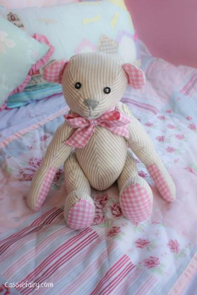 DIY sewing a teddy bear