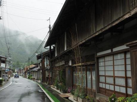 P6280082 山間の姫街道，下仁田町本宿 / Shimonita Motojuku, a staging post in the mountains