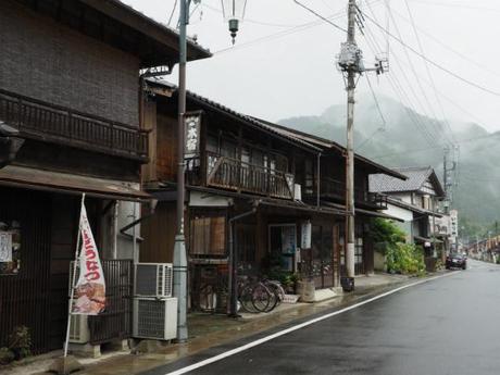P6280063 山間の姫街道，下仁田町本宿 / Shimonita Motojuku, a staging post in the mountains