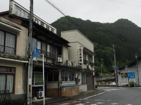 P6280020 山間の姫街道，下仁田町本宿 / Shimonita Motojuku, a staging post in the mountains