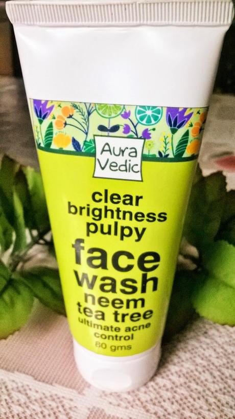 Auravedic Clear Brightness Pulpy Facewash Review