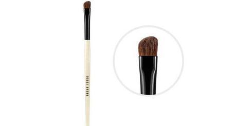 Angular Eye Shadow Brush