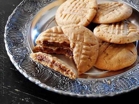 Nutella Filled Peanut Butter Criss Crosses - http://1healtheating.blogspot.com/