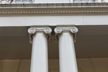 In & Around London… Columns & Pillars